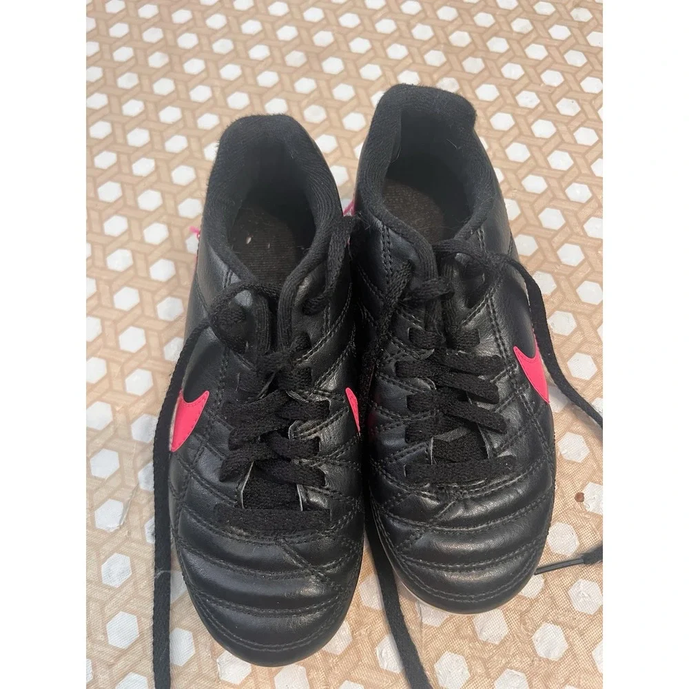 Soccer Girls Shoes Black Pink Nike Size 12c